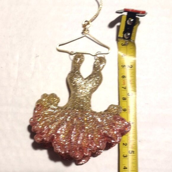 Vintage Gold & Pink Glitter Resin Dress Ornament With Gold Brass Hanger 5.5" - Picture 7 of 7